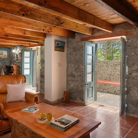Quinta Da Fonte Calheta (Madeira)